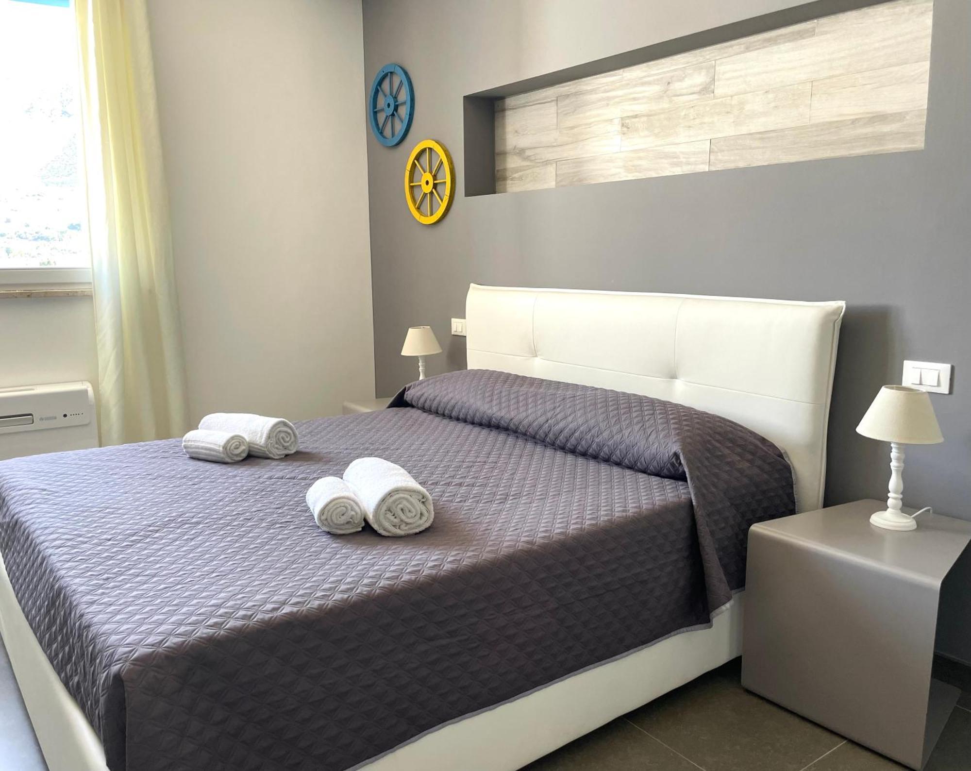 Cala Azzurra Macari Bed And Breakfast And Holidays House Dış mekan fotoğraf