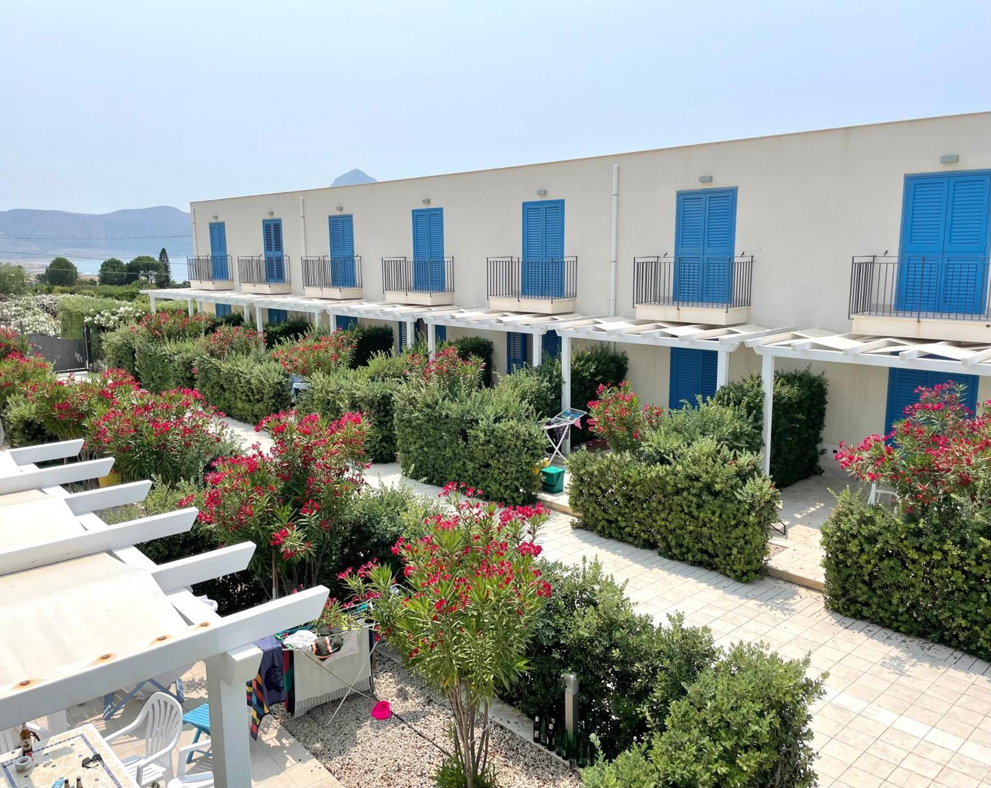 Cala Azzurra Macari Bed And Breakfast And Holidays House Dış mekan fotoğraf
